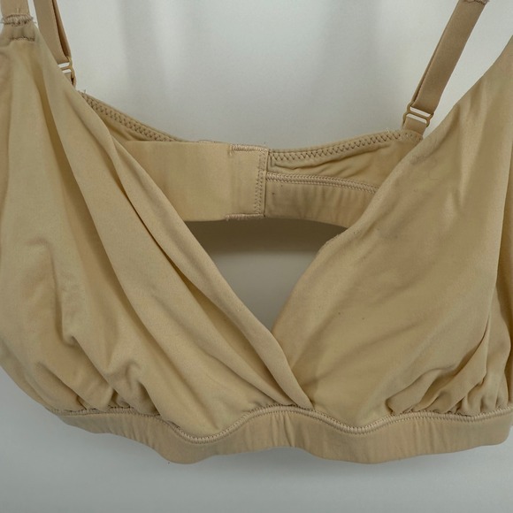 SKIMS Comfort Revolution Beige Wirefree Comfort Bra L Stretchy Everyday Lounge - Picture 2 of 4